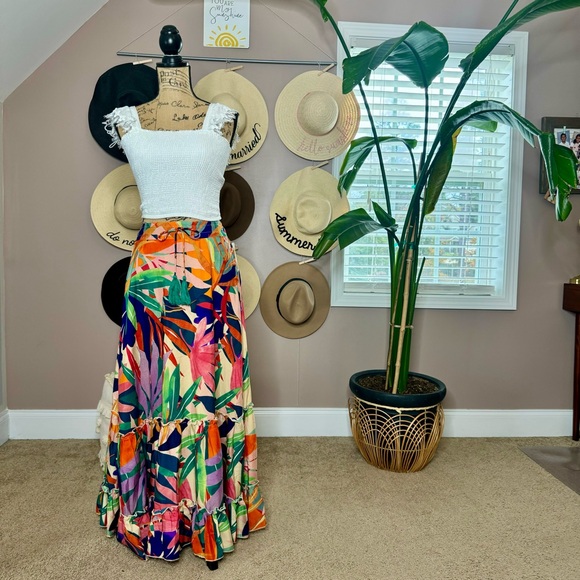 MOON ORCHID Dresses & Skirts - NWT tiered ruffle skirt